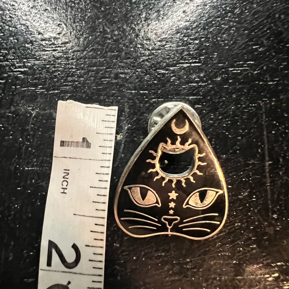 cat planchette metal enamel pin - Picture 2 of 4